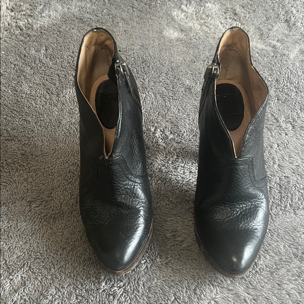 Frye Harlow Campus Booties